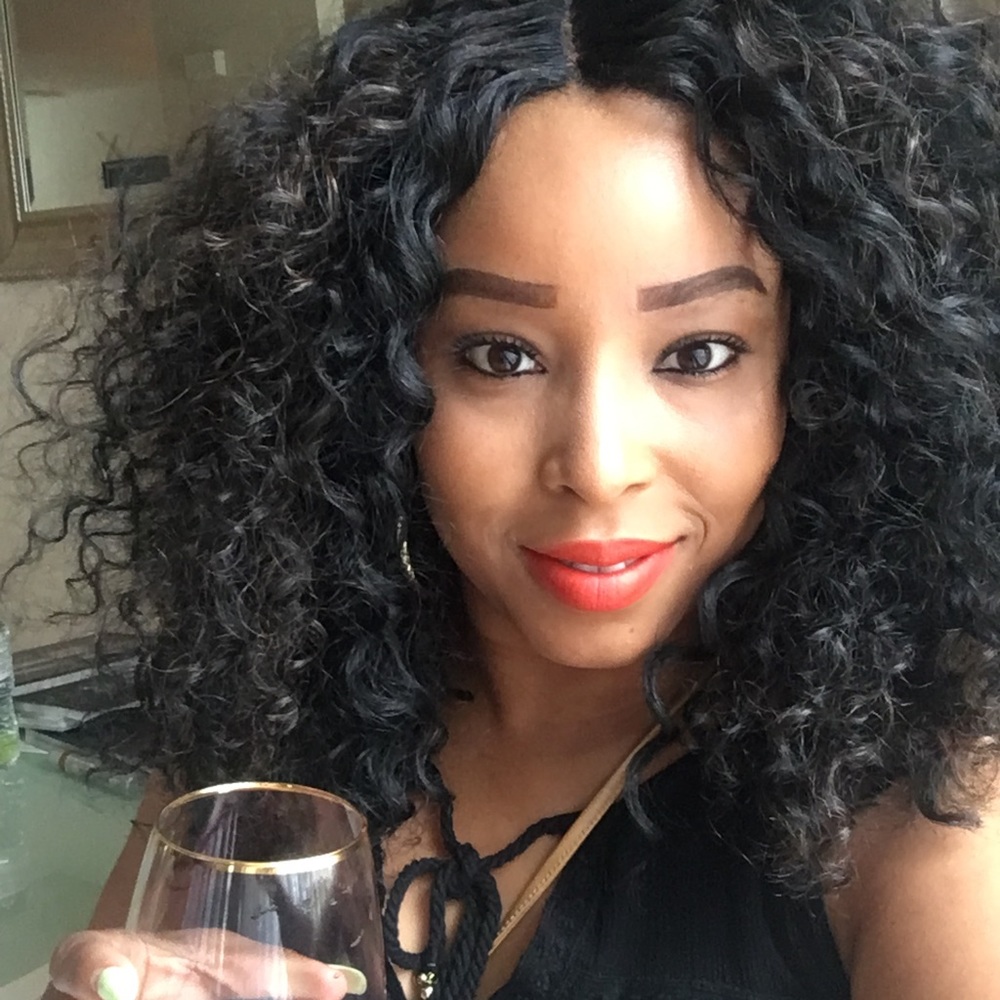 Meet your Posher, Donita
